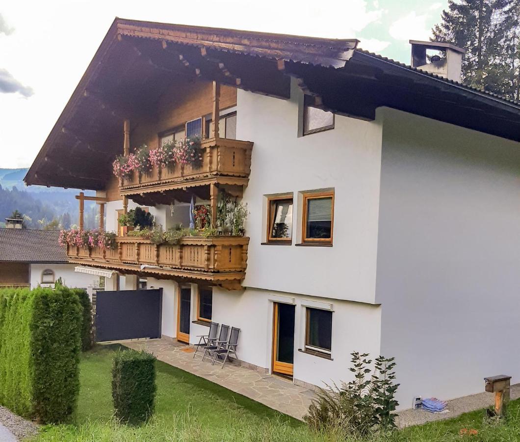 Ferienwohnung Luxner ฮอพฟ์การ์เทน อิม บริกเซนทัล ภายนอก รูปภาพ